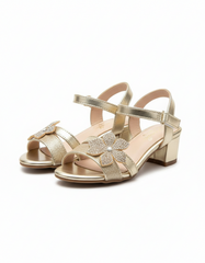Sandals UQ