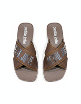 Slipper UQ