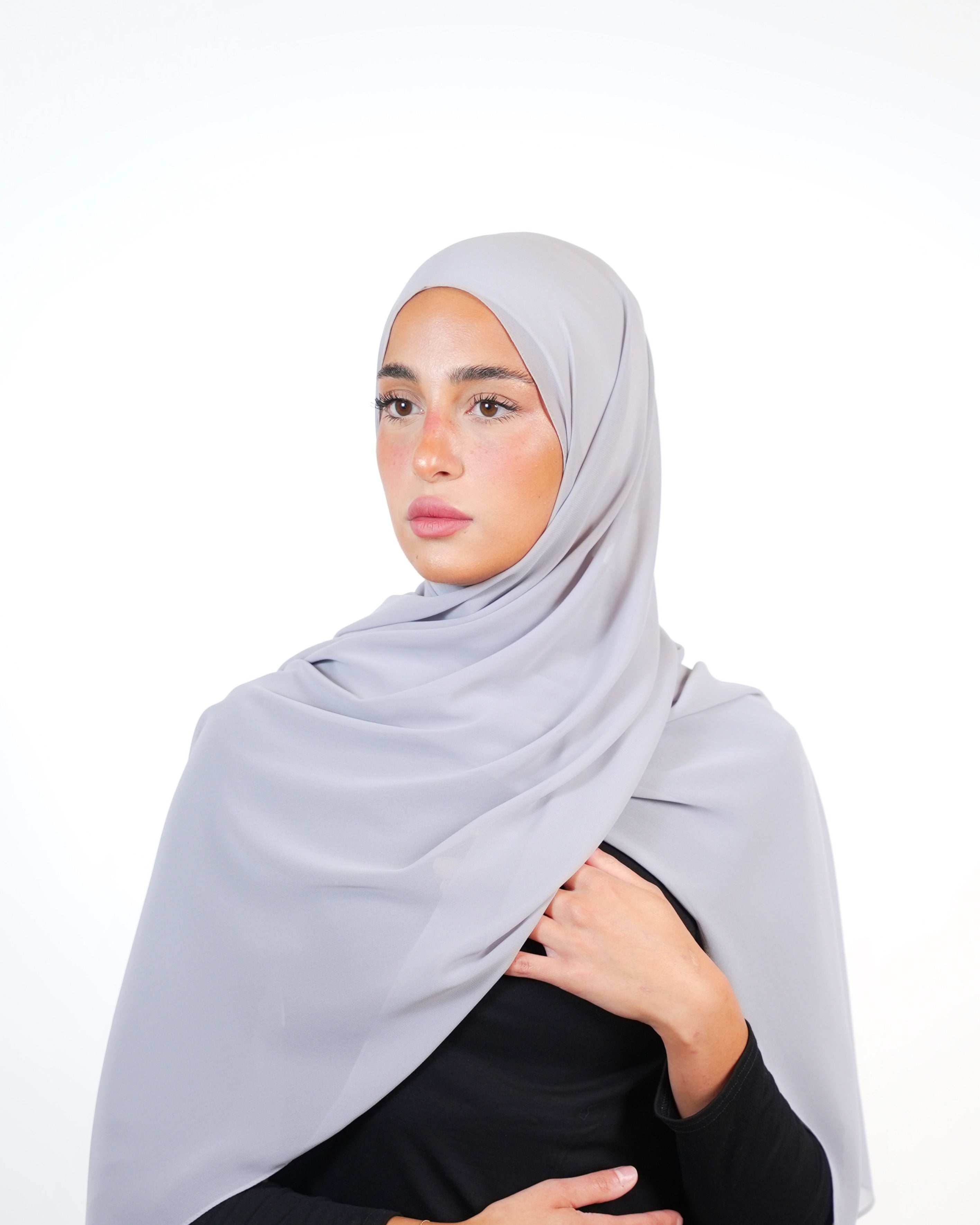 حجاب شيفون سادة أساسي