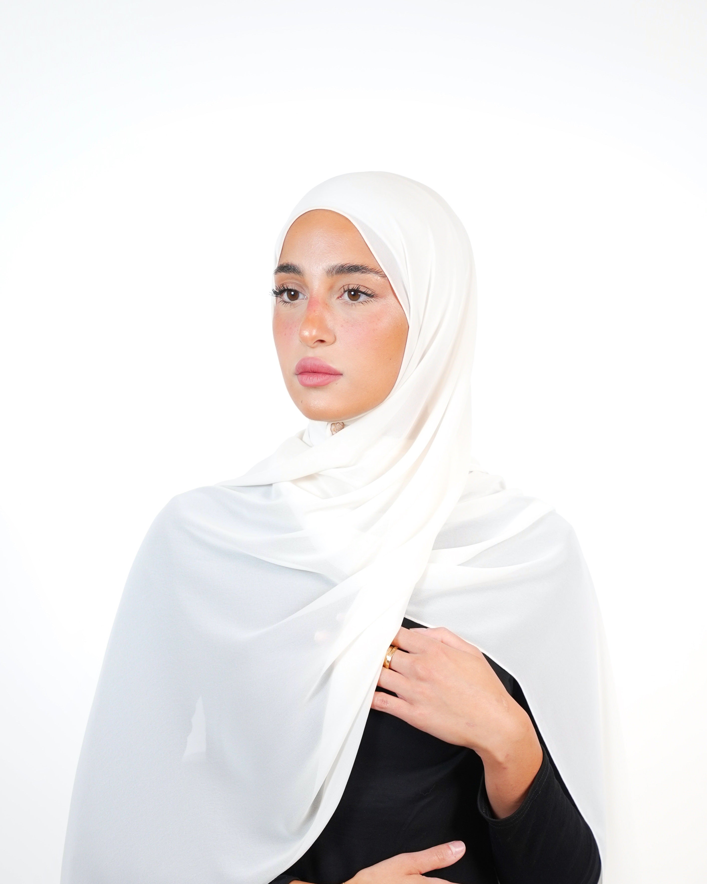 حجاب شيفون سادة أساسي