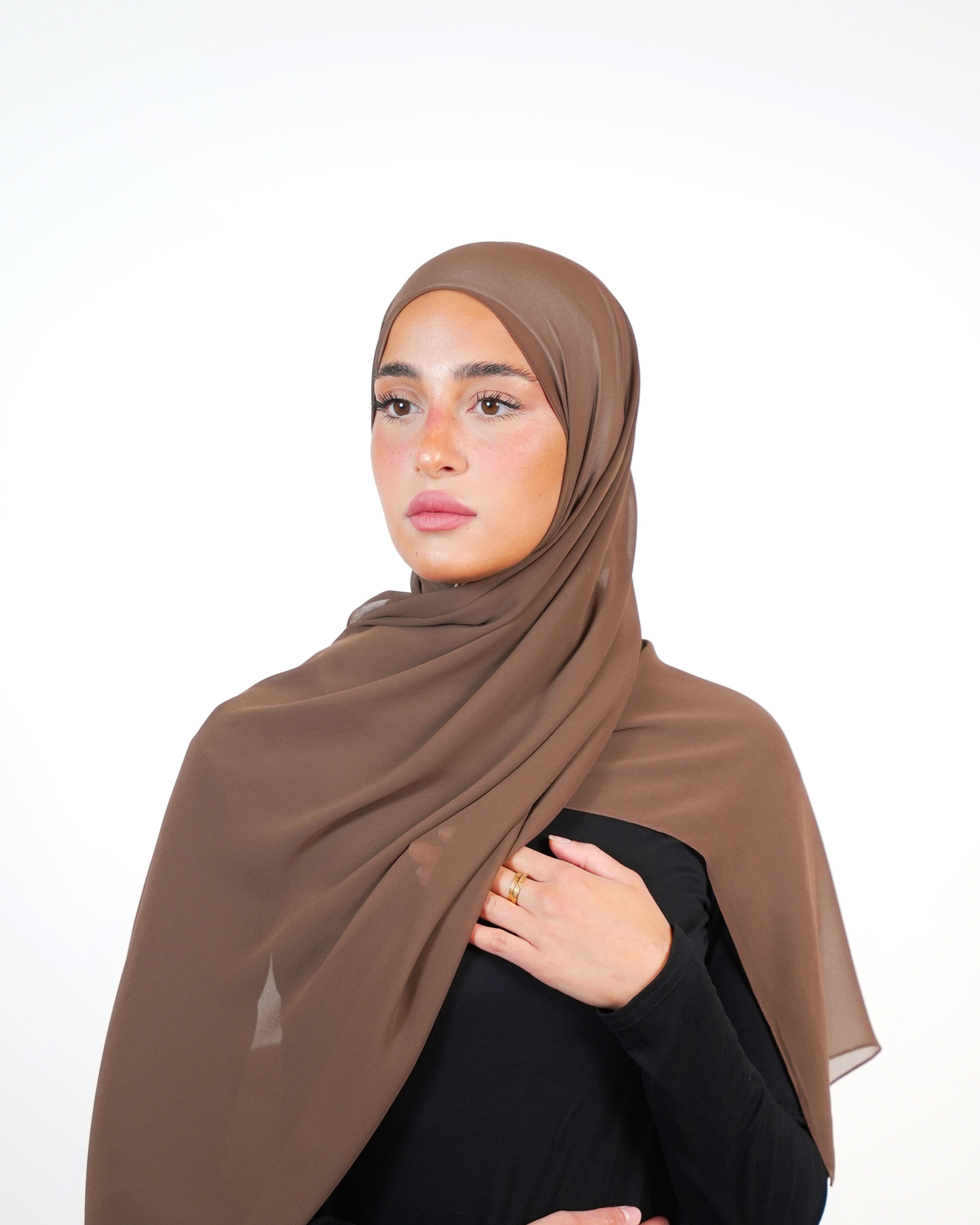 حجاب شيفون سادة أساسي