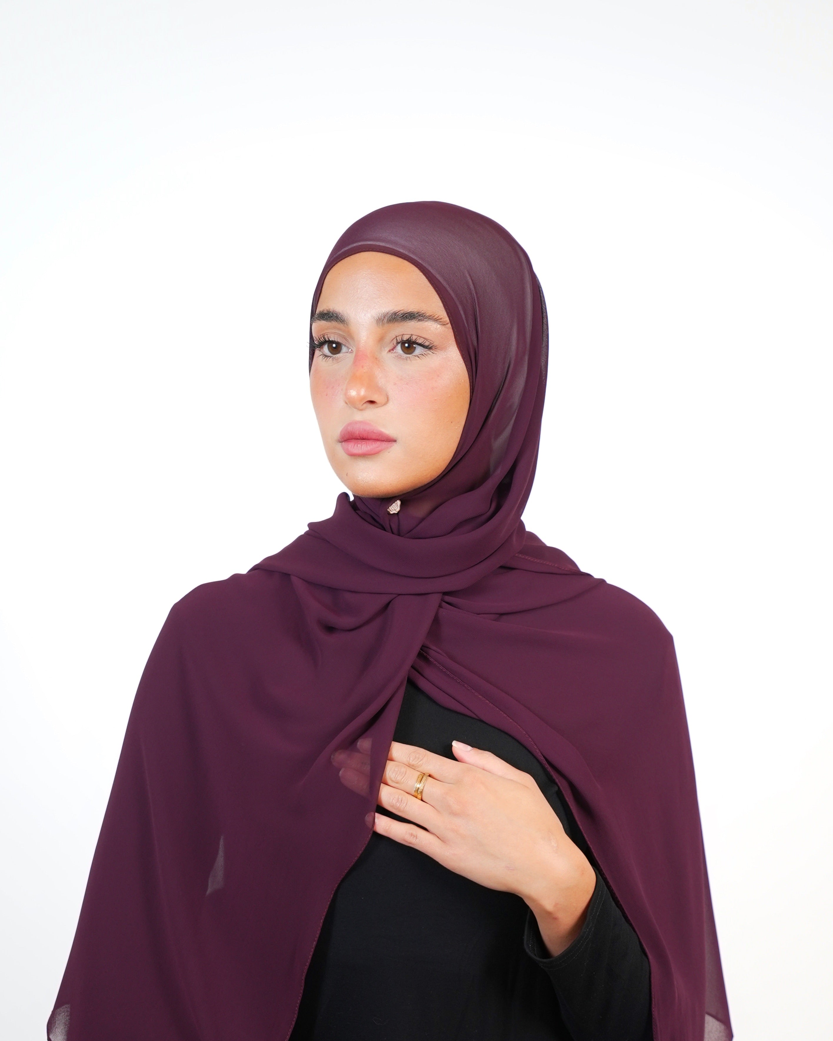 حجاب شيفون سادة أساسي