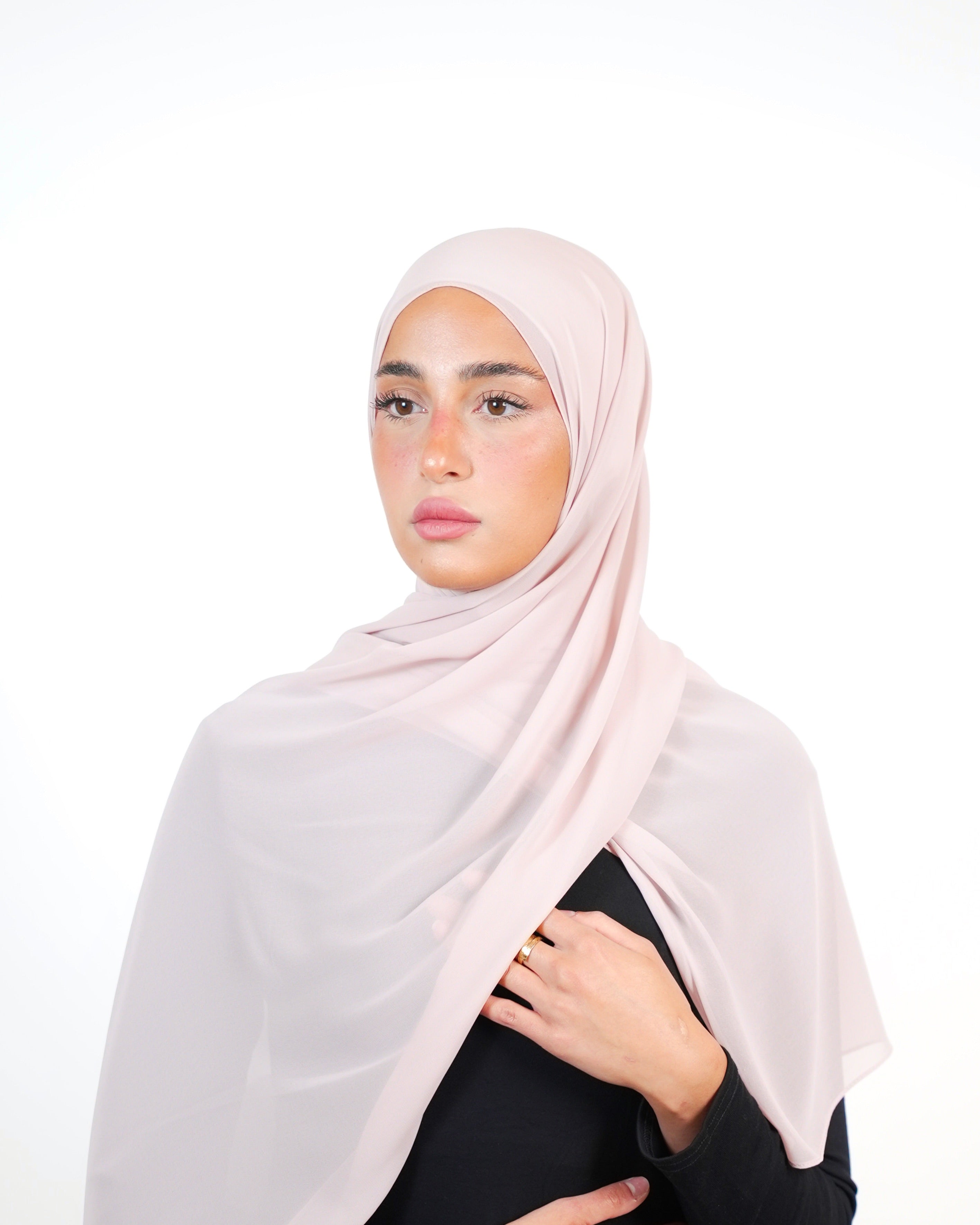 حجاب شيفون سادة أساسي