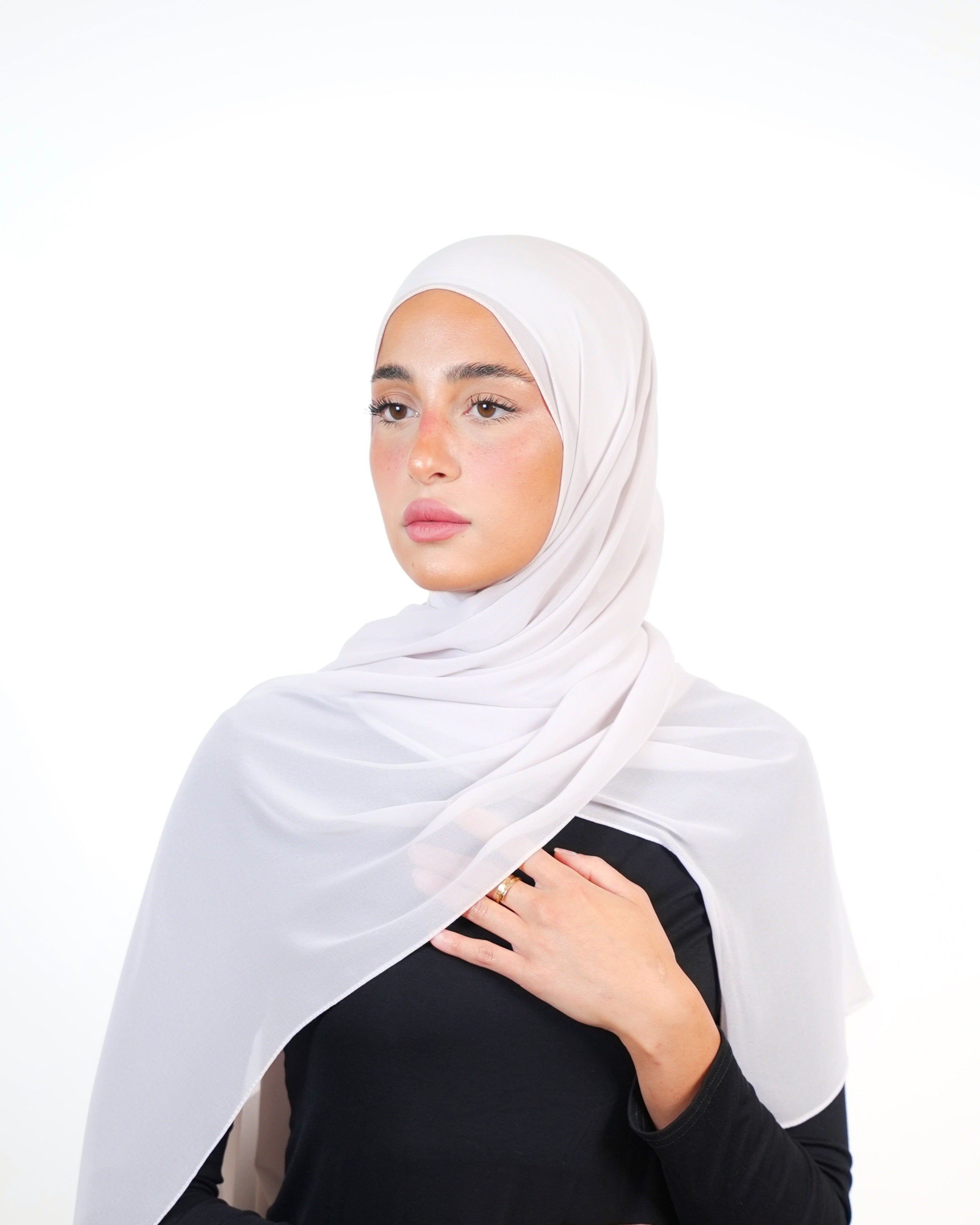 حجاب شيفون سادة أساسي