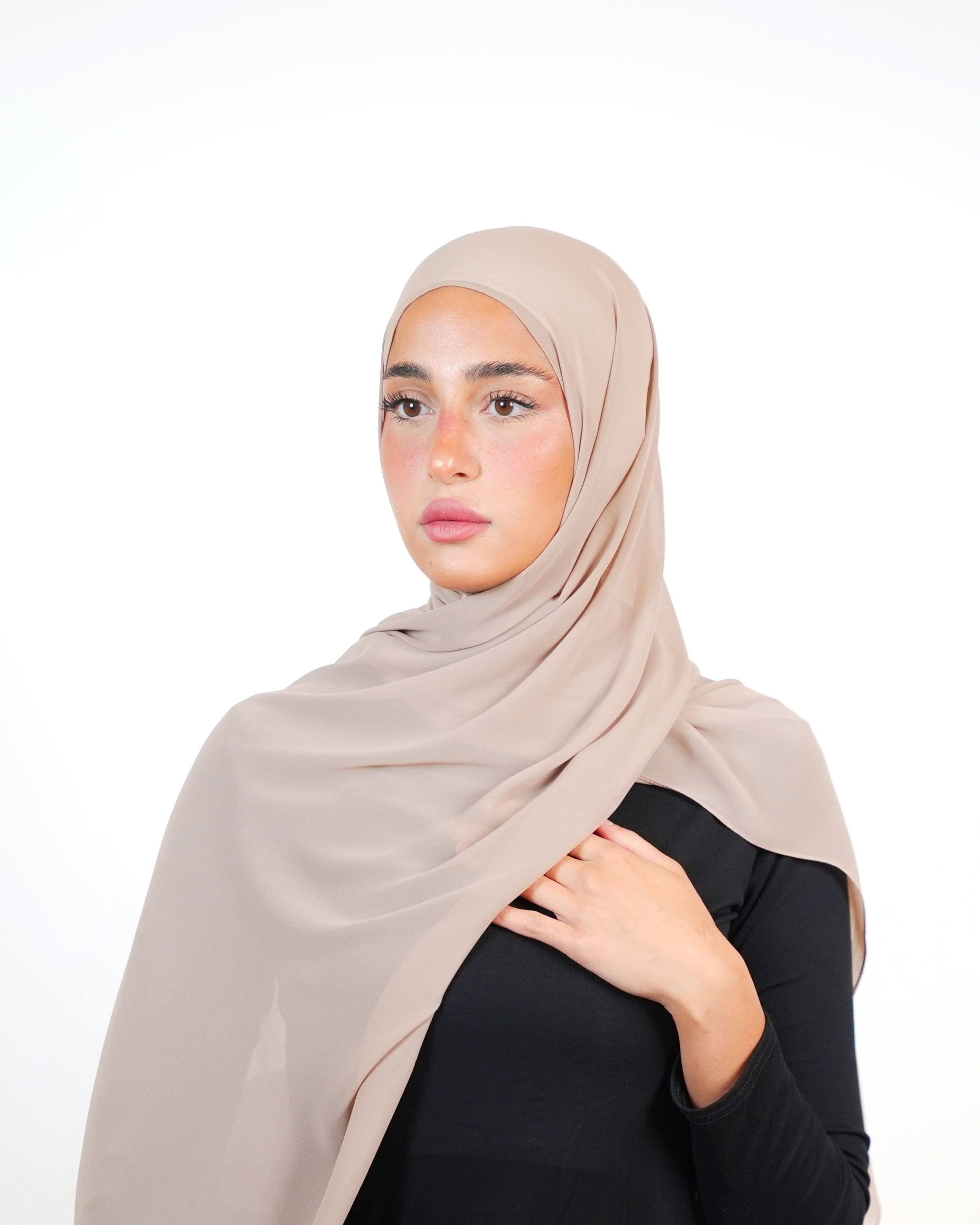 حجاب شيفون سادة أساسي