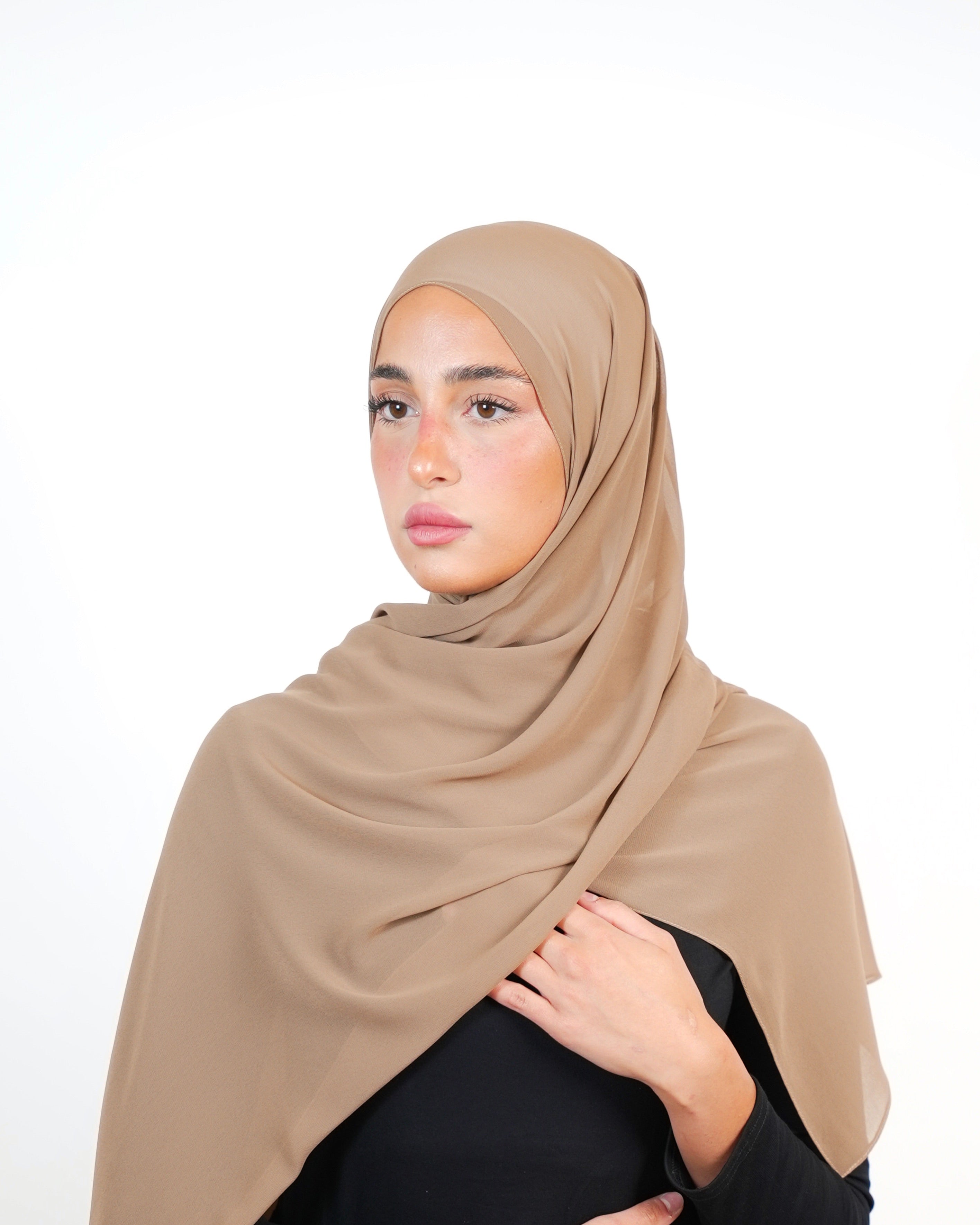 حجاب شيفون سادة أساسي