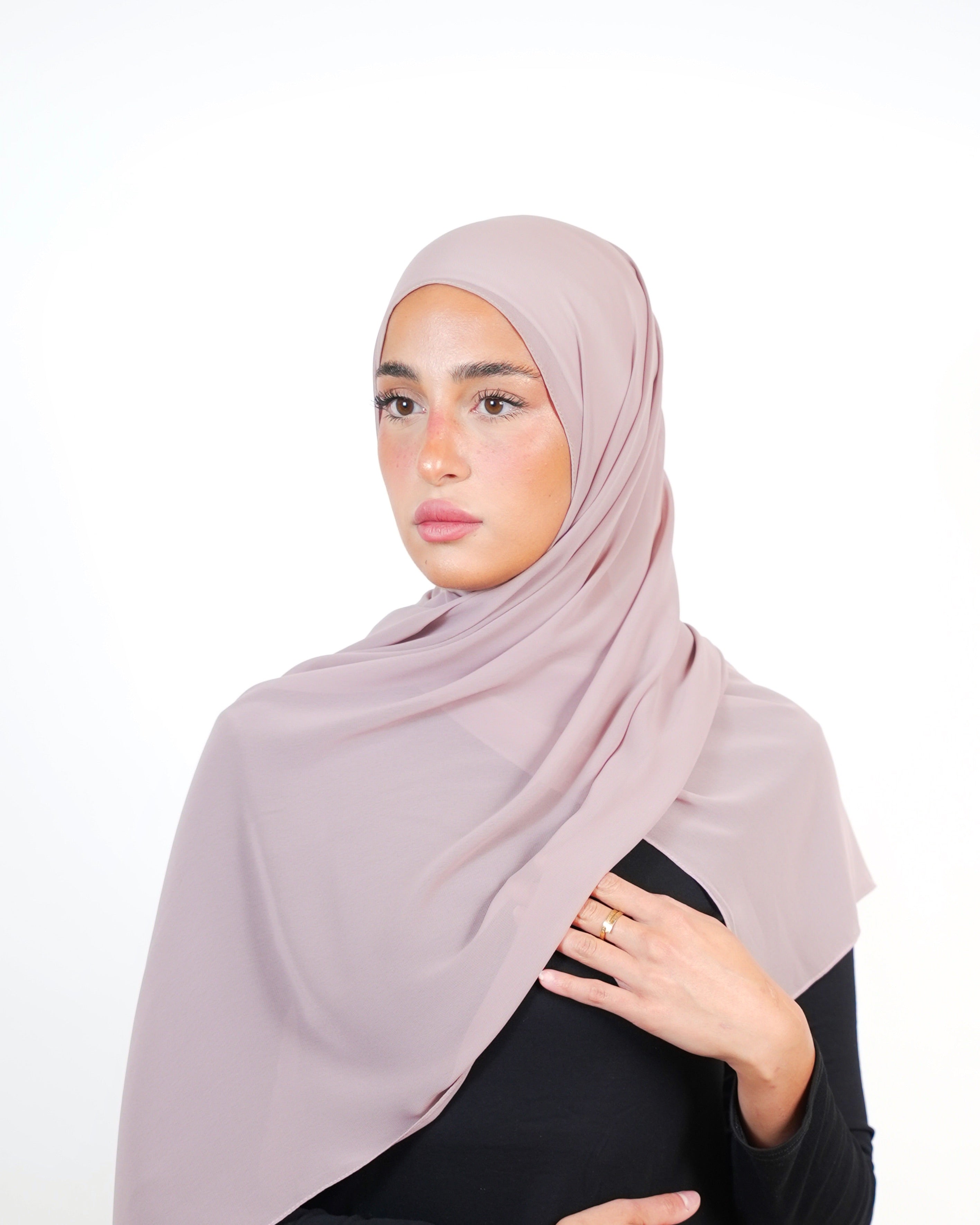 حجاب شيفون سادة أساسي