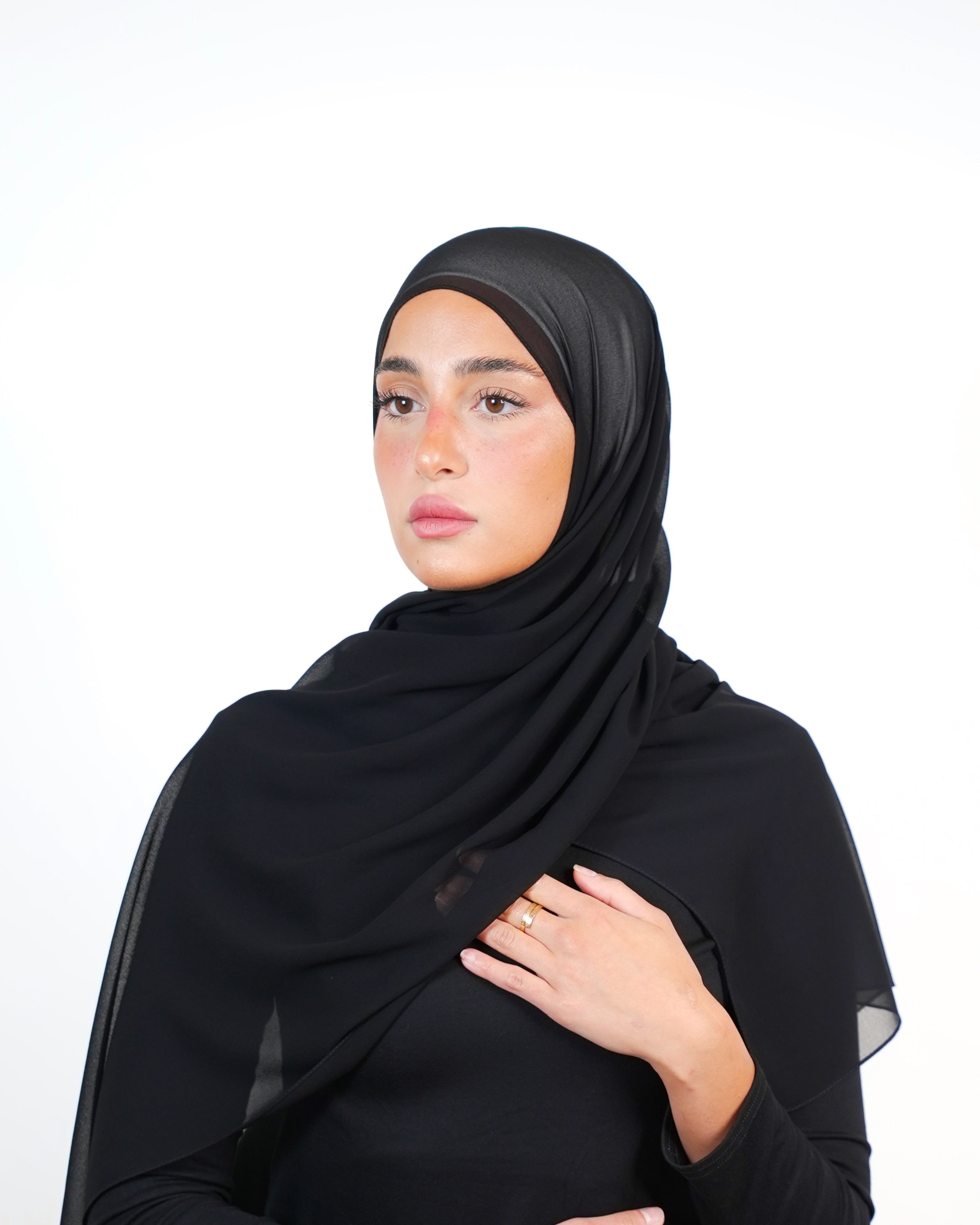 حجاب شيفون سادة أساسي