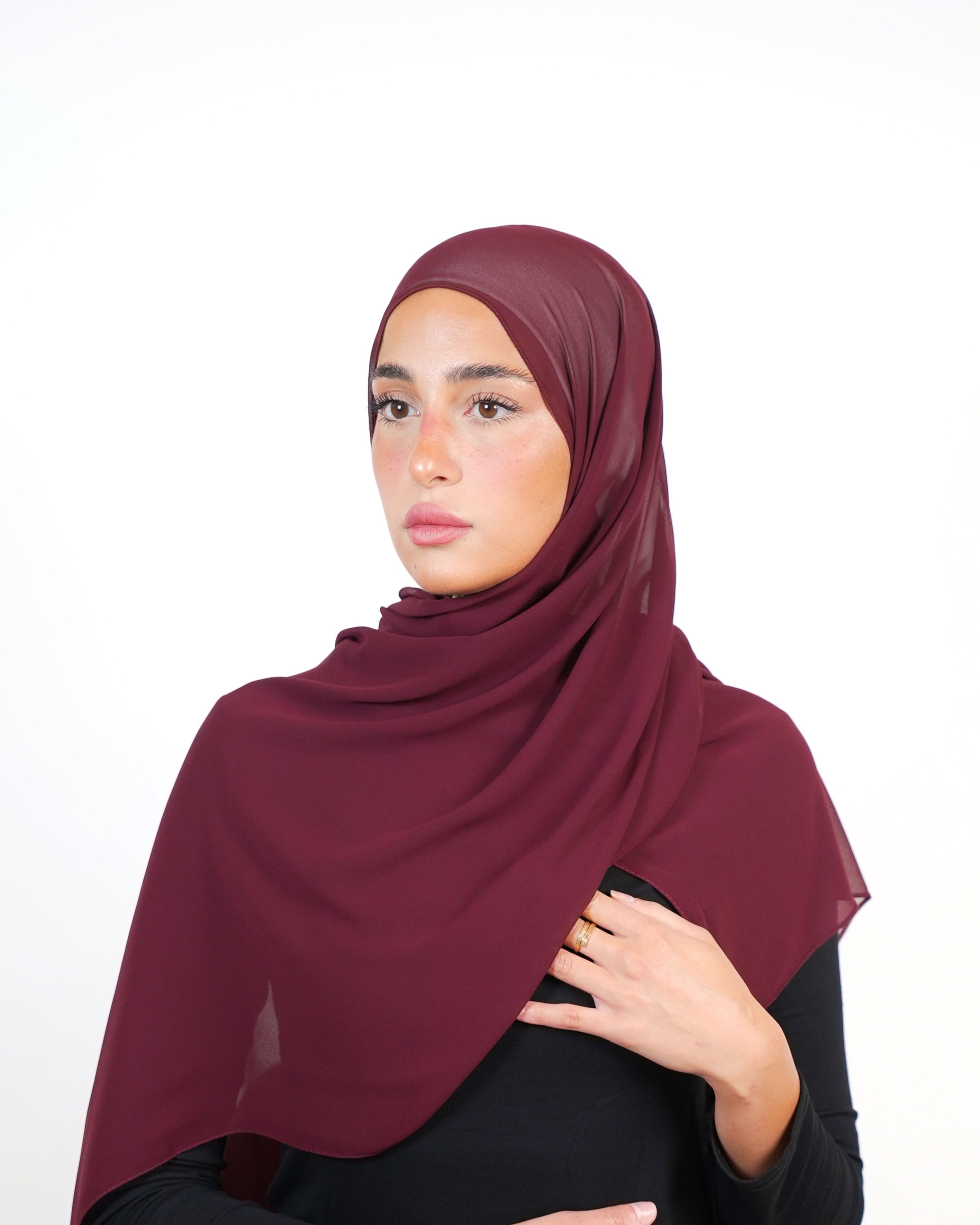 حجاب شيفون سادة أساسي