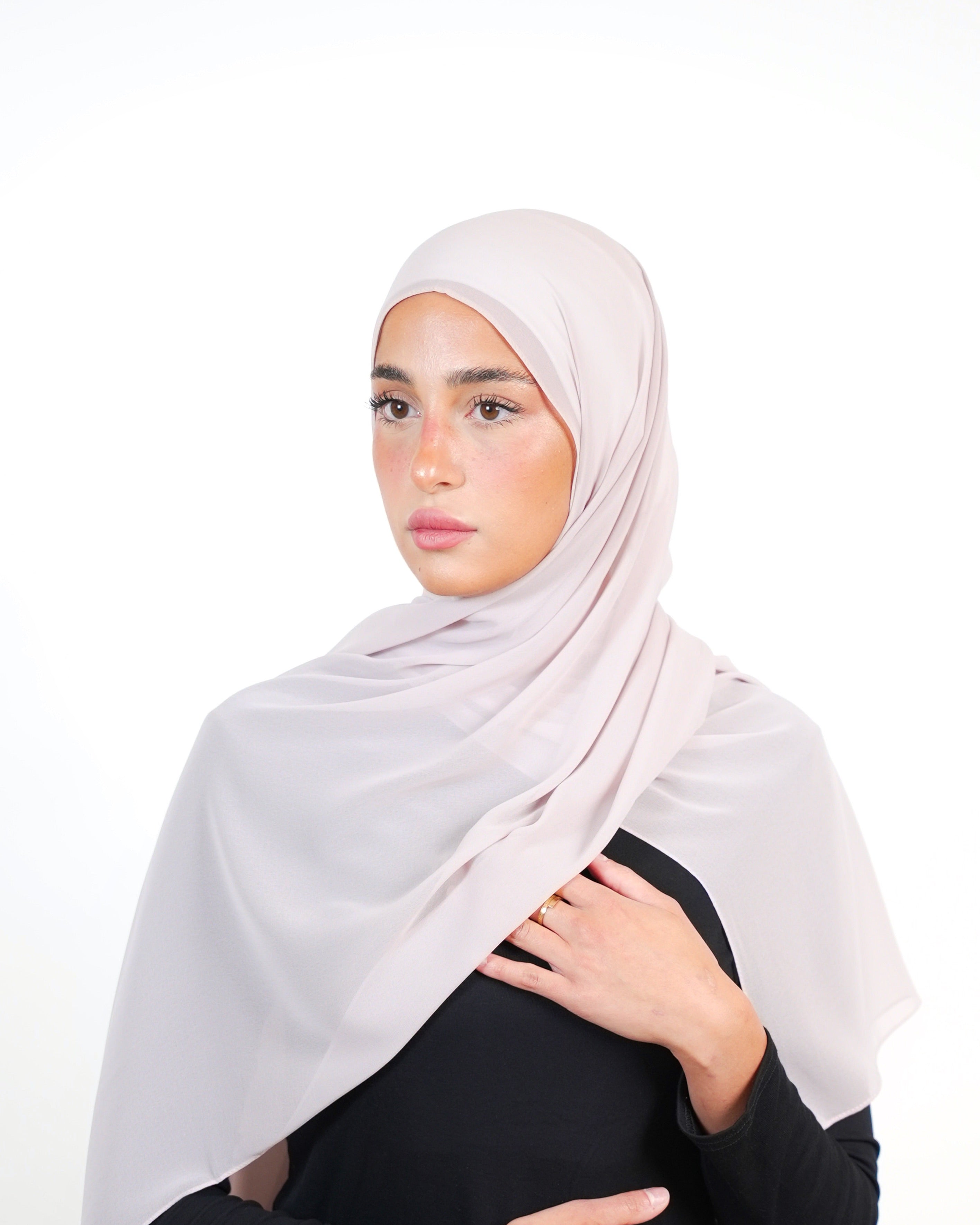 حجاب شيفون سادة أساسي