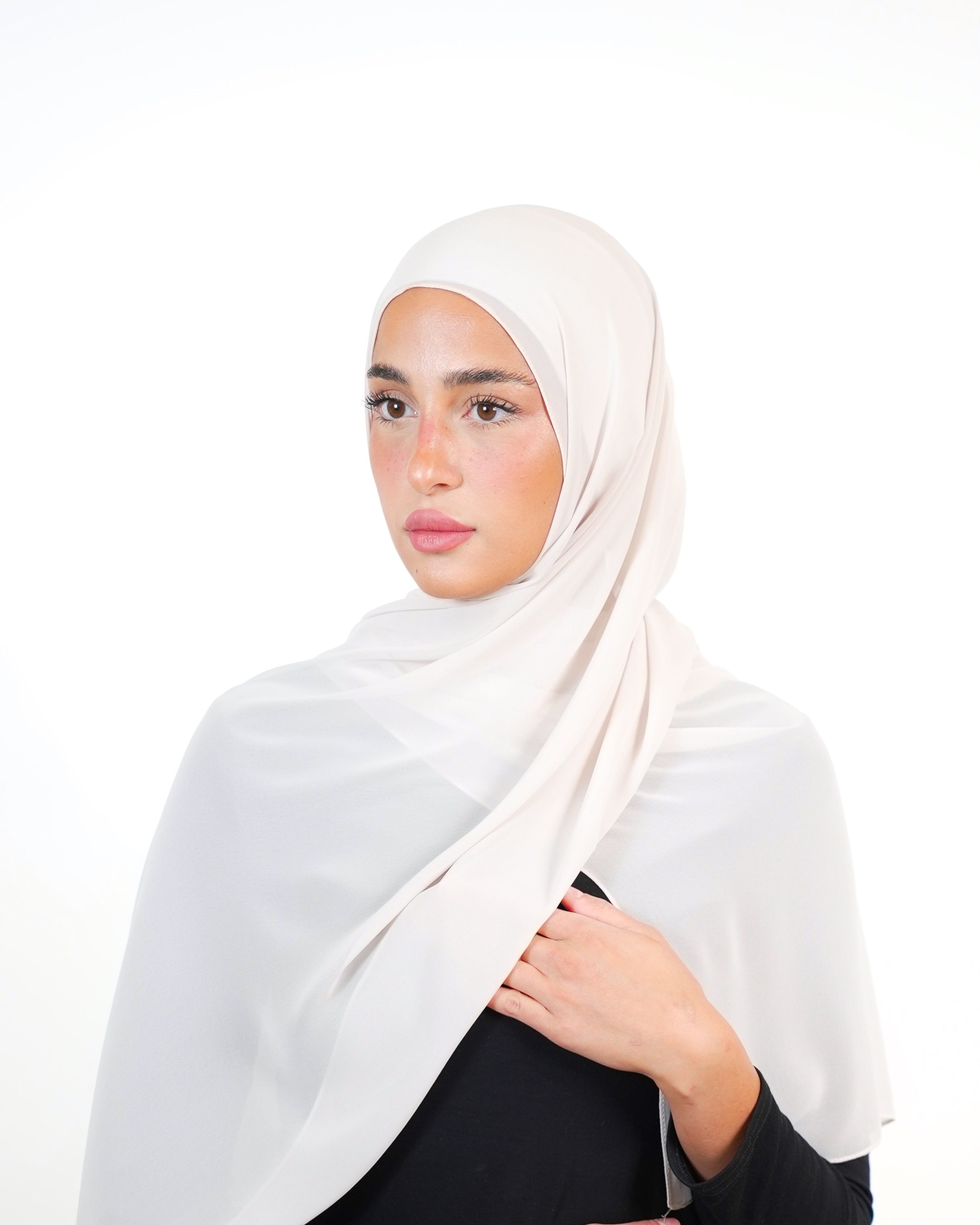 حجاب شيفون سادة أساسي