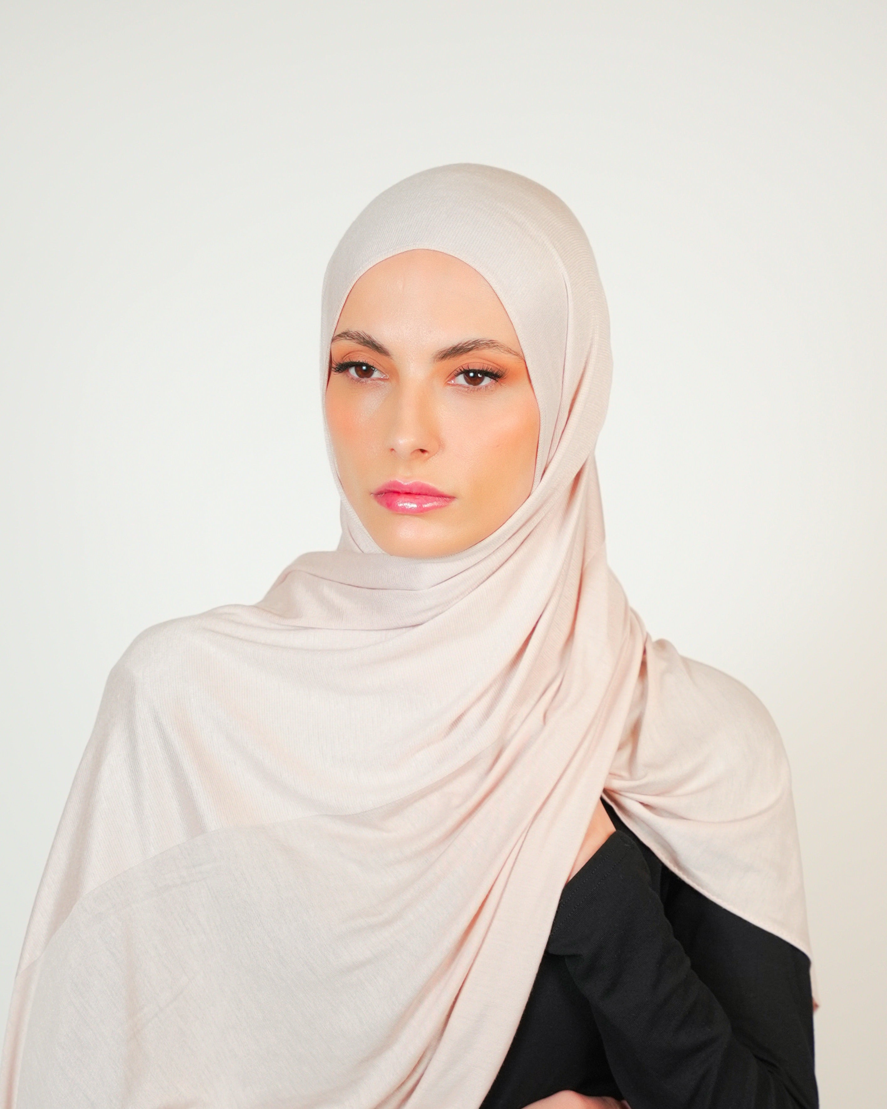حجاب قطني مزدوج النمط