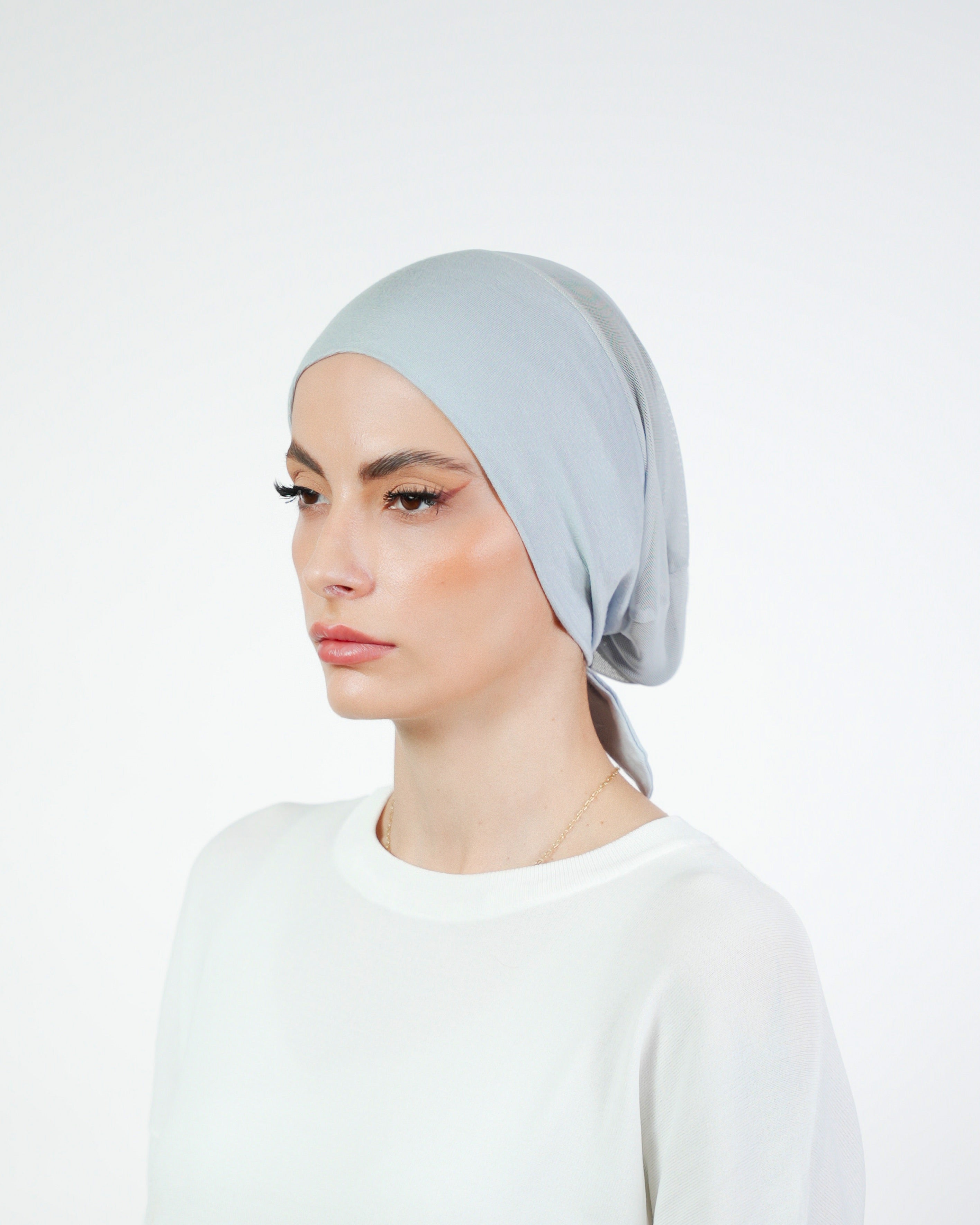 Airy Seamless Bonnet