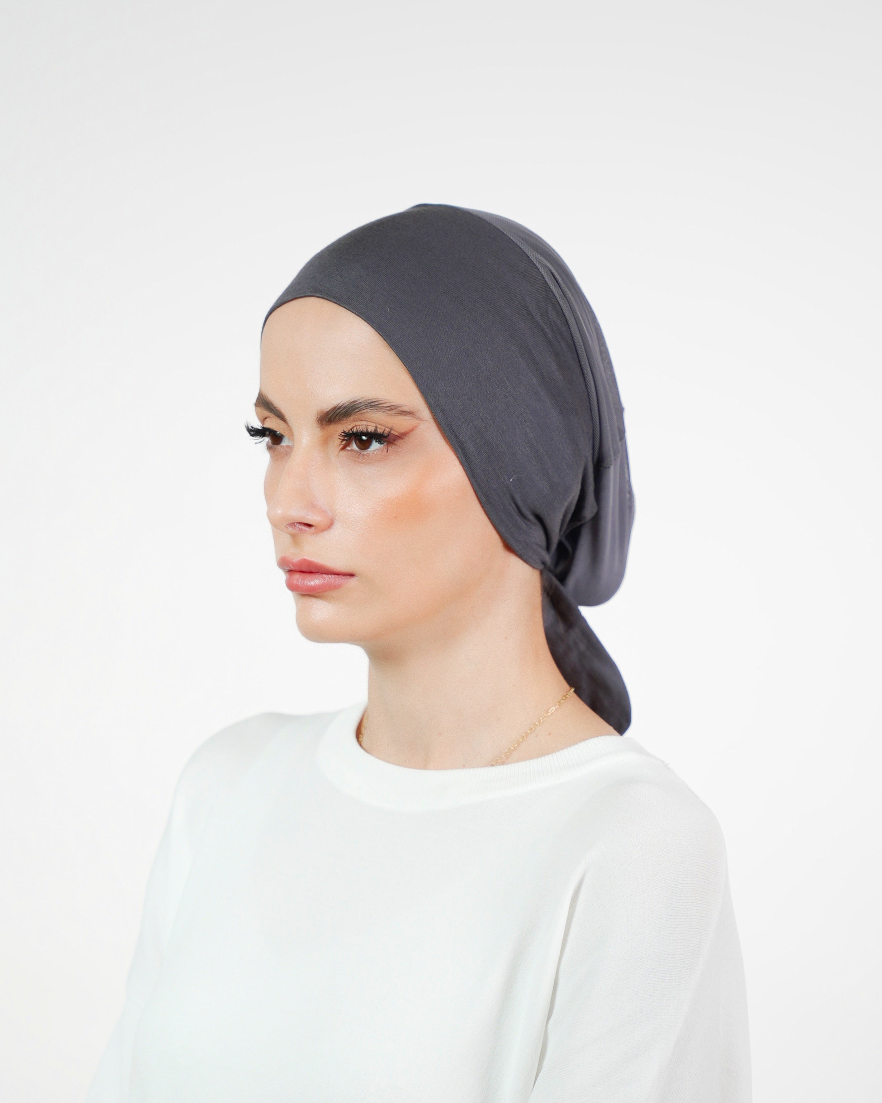 Airy Seamless Bonnet