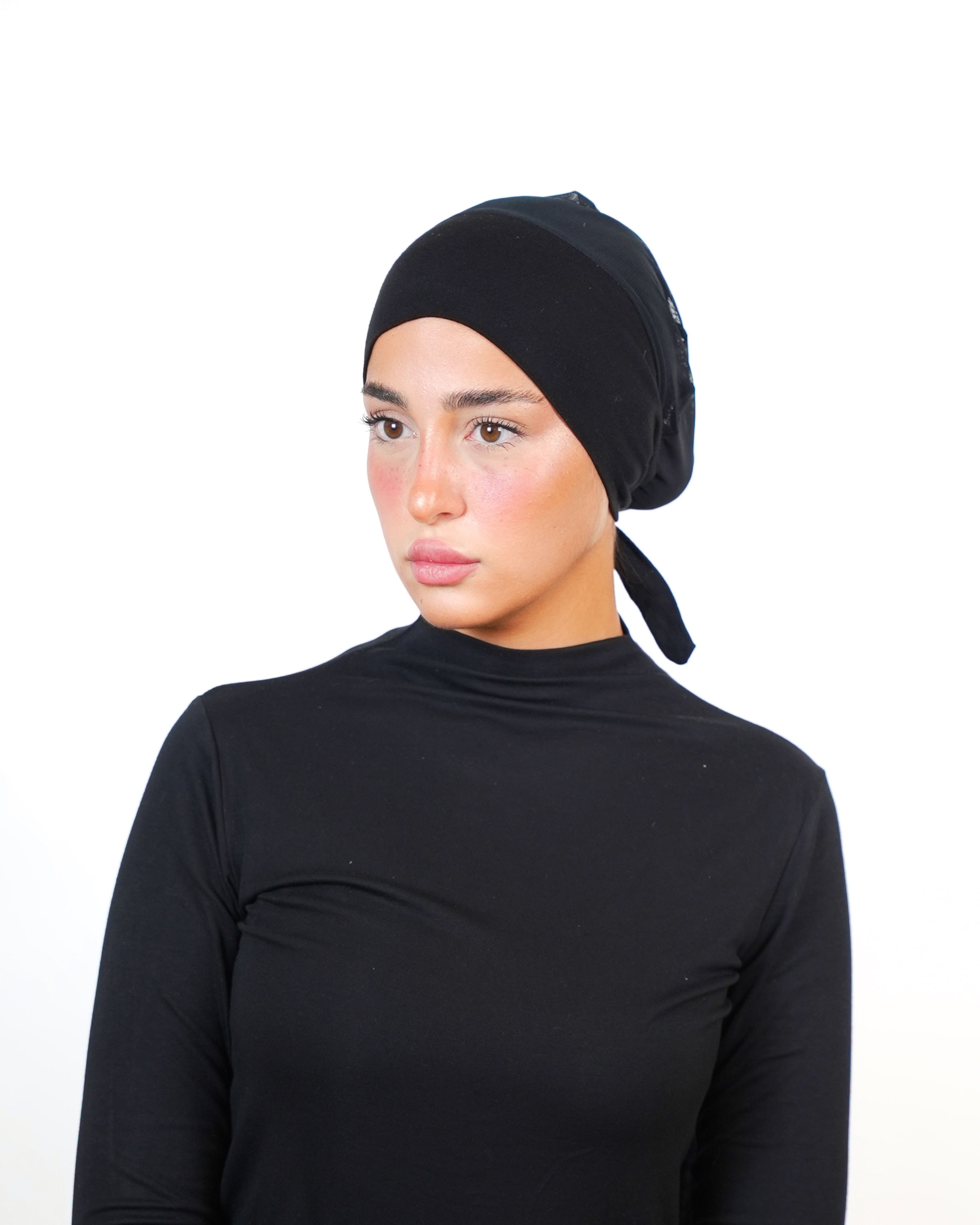 Airy Seamless Bonnet