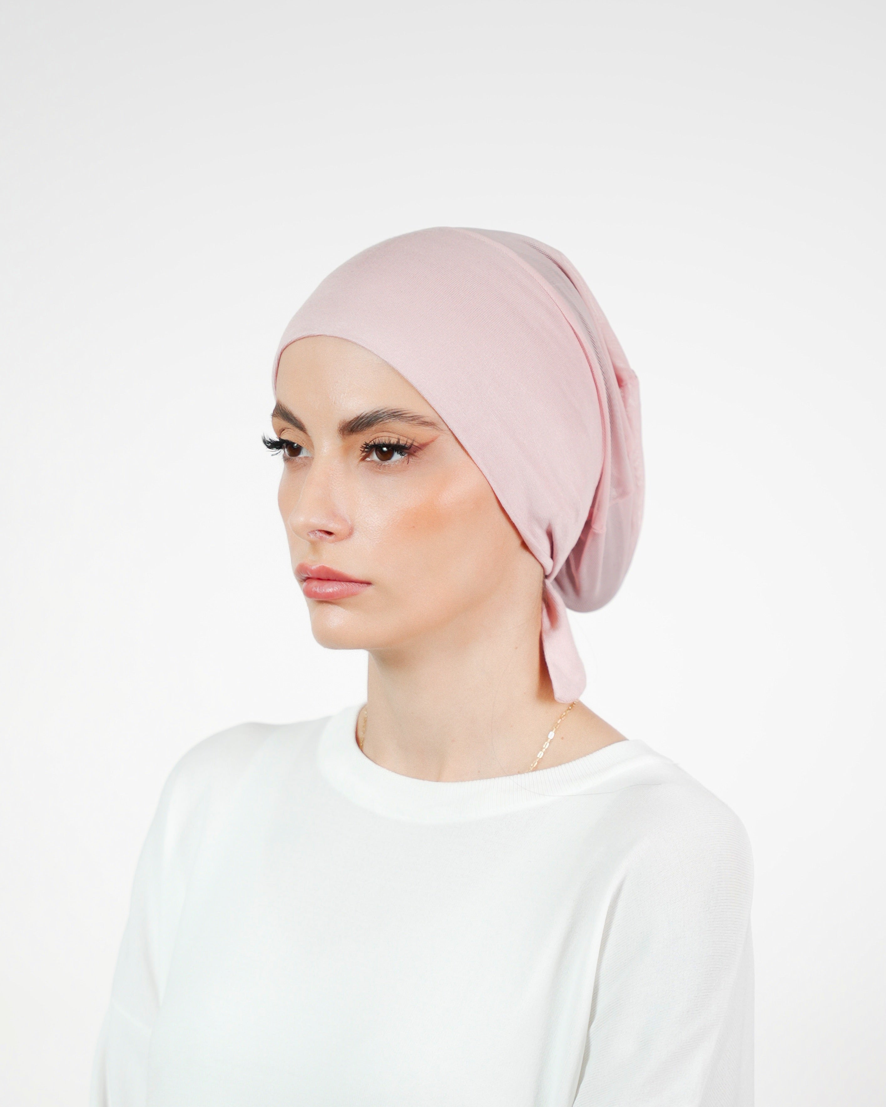 Airy Seamless Bonnet