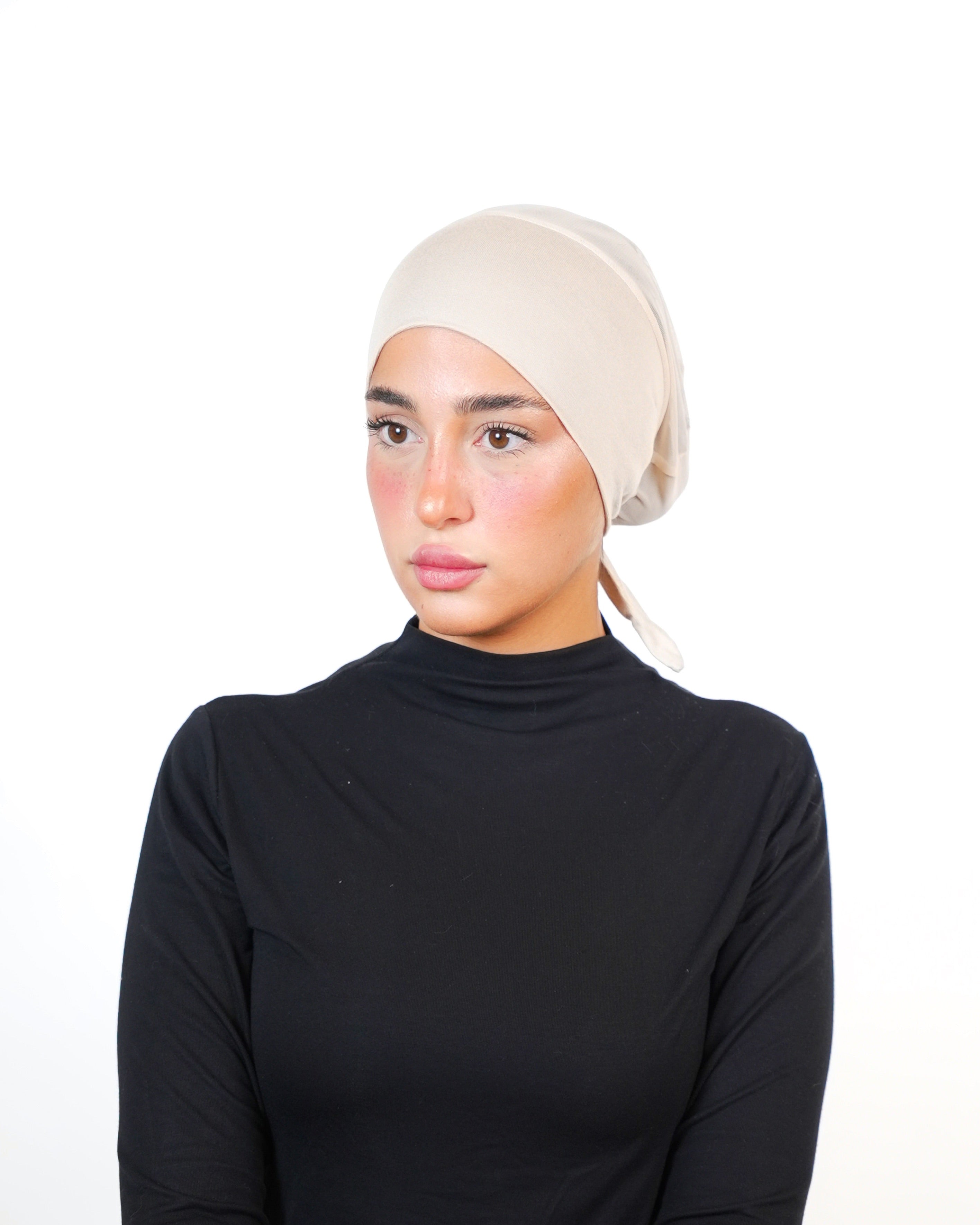 Airy Seamless Bonnet