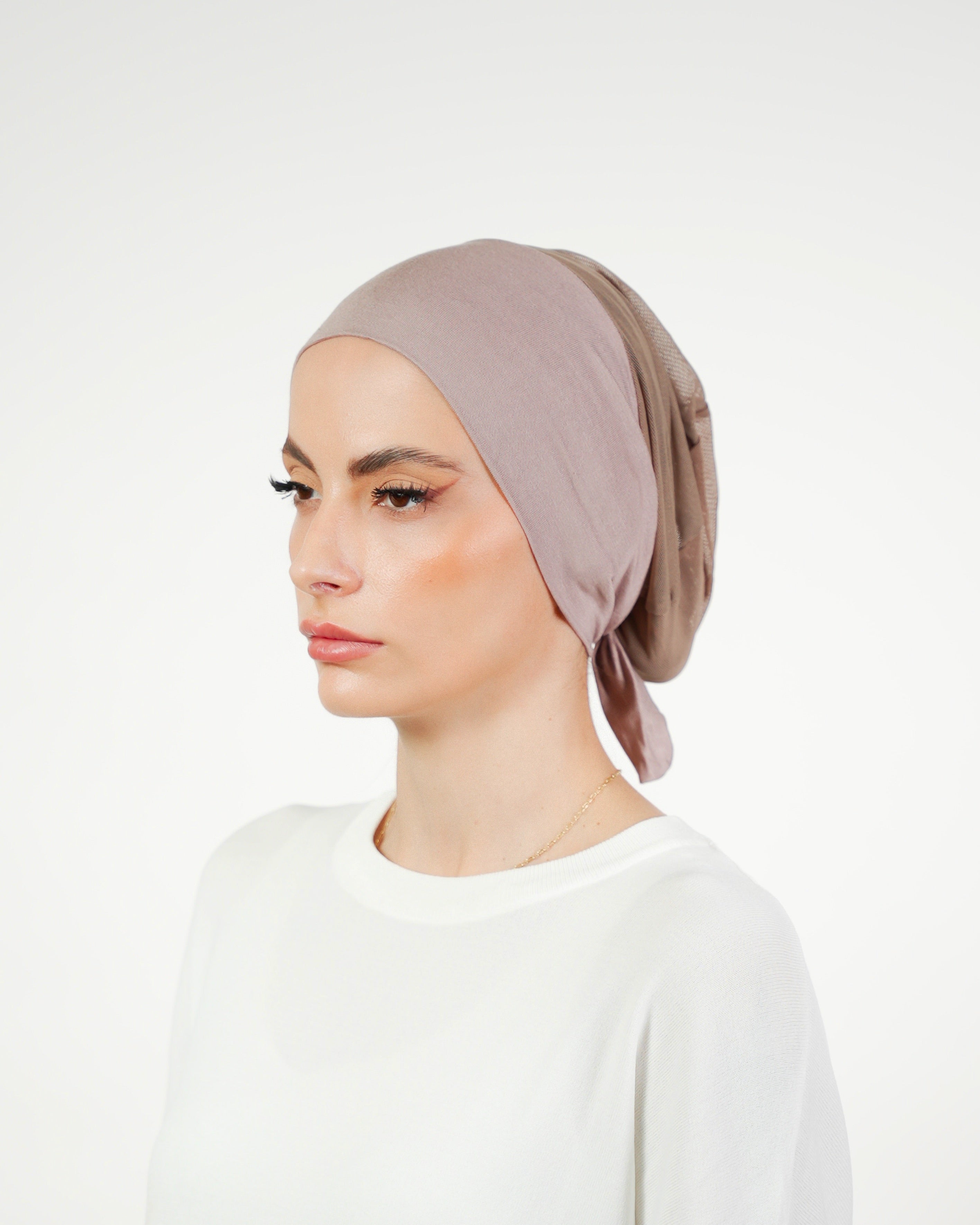 Airy Seamless Bonnet