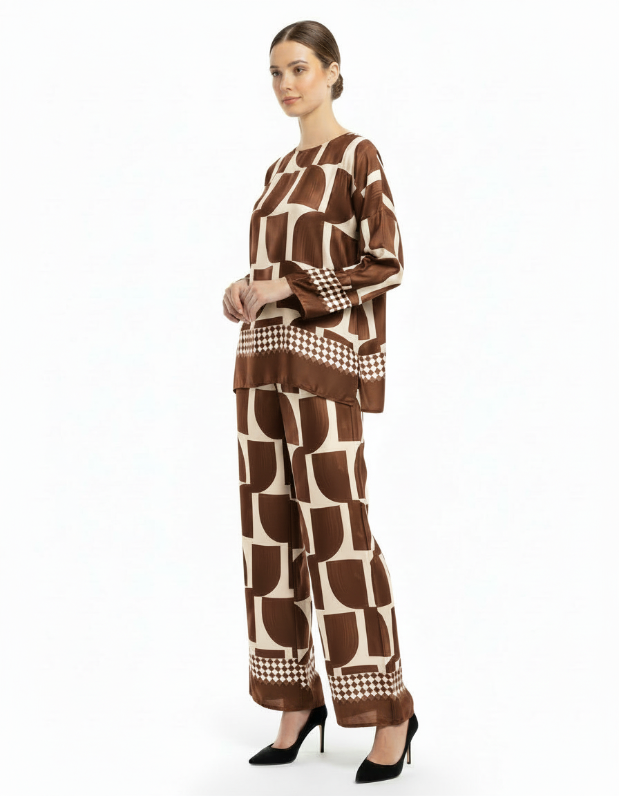 Sabrina Geometric Co-ord Set – Pull-On Boat Neck