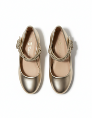 Shoes  UQ