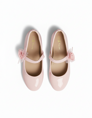 Shoes  UQ