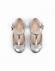 Sandals  UQ