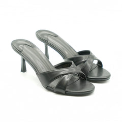 Kitten Heel