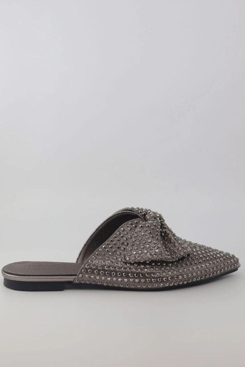 Flat Mule  Hazar