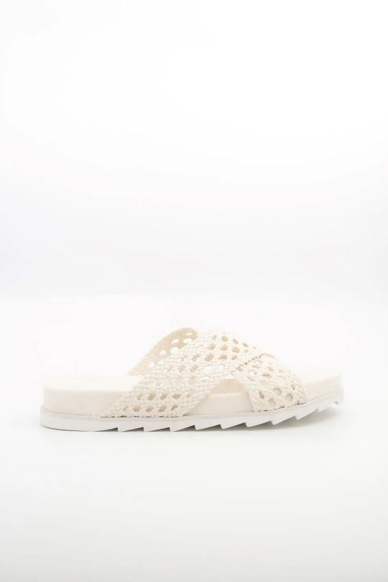 Slip-On  Hazar