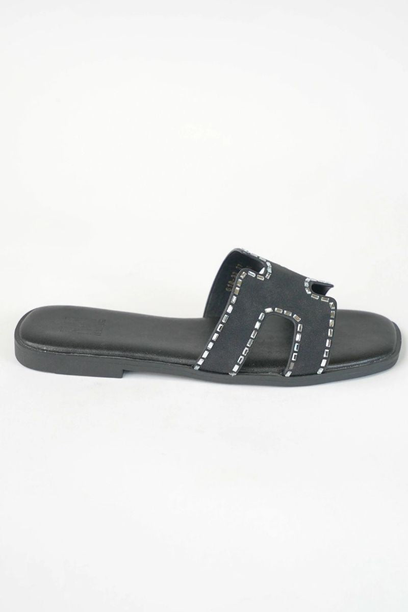Slip-On  Hazar