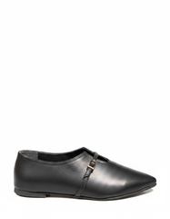 FLAT SHOE