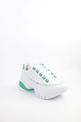 Trainer
