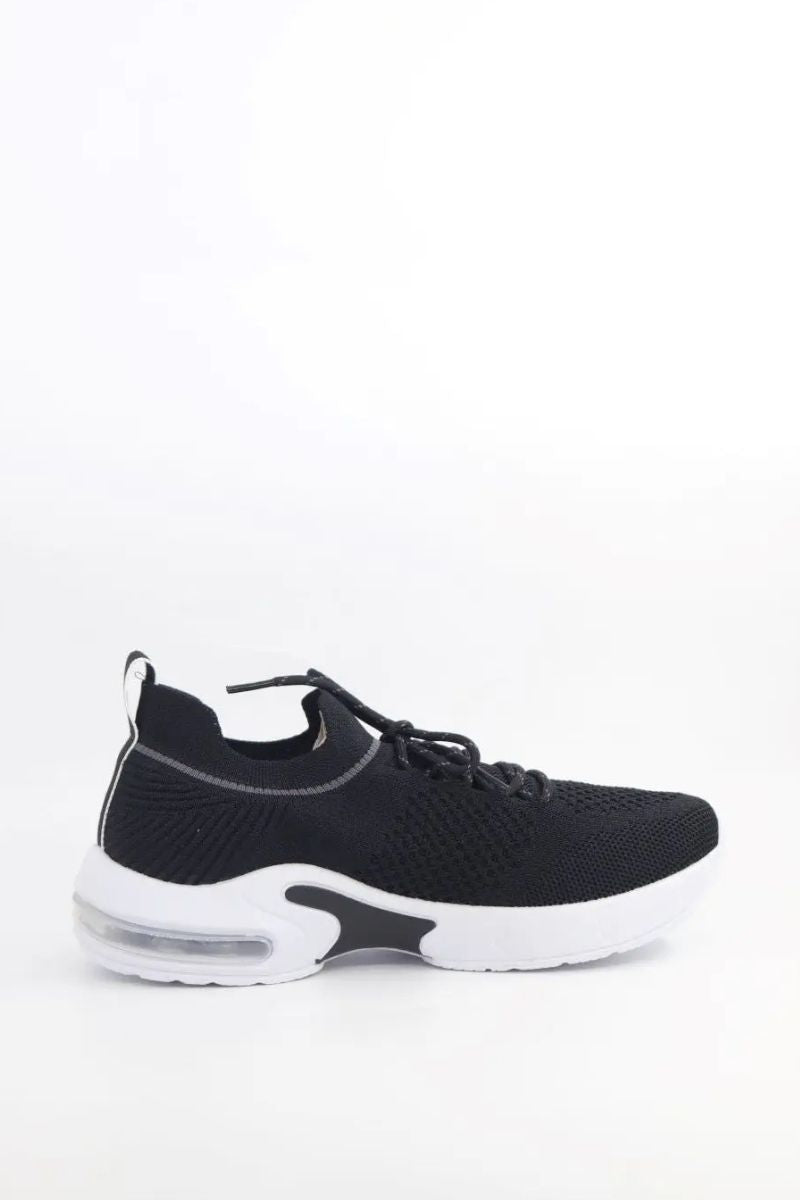 Trainer