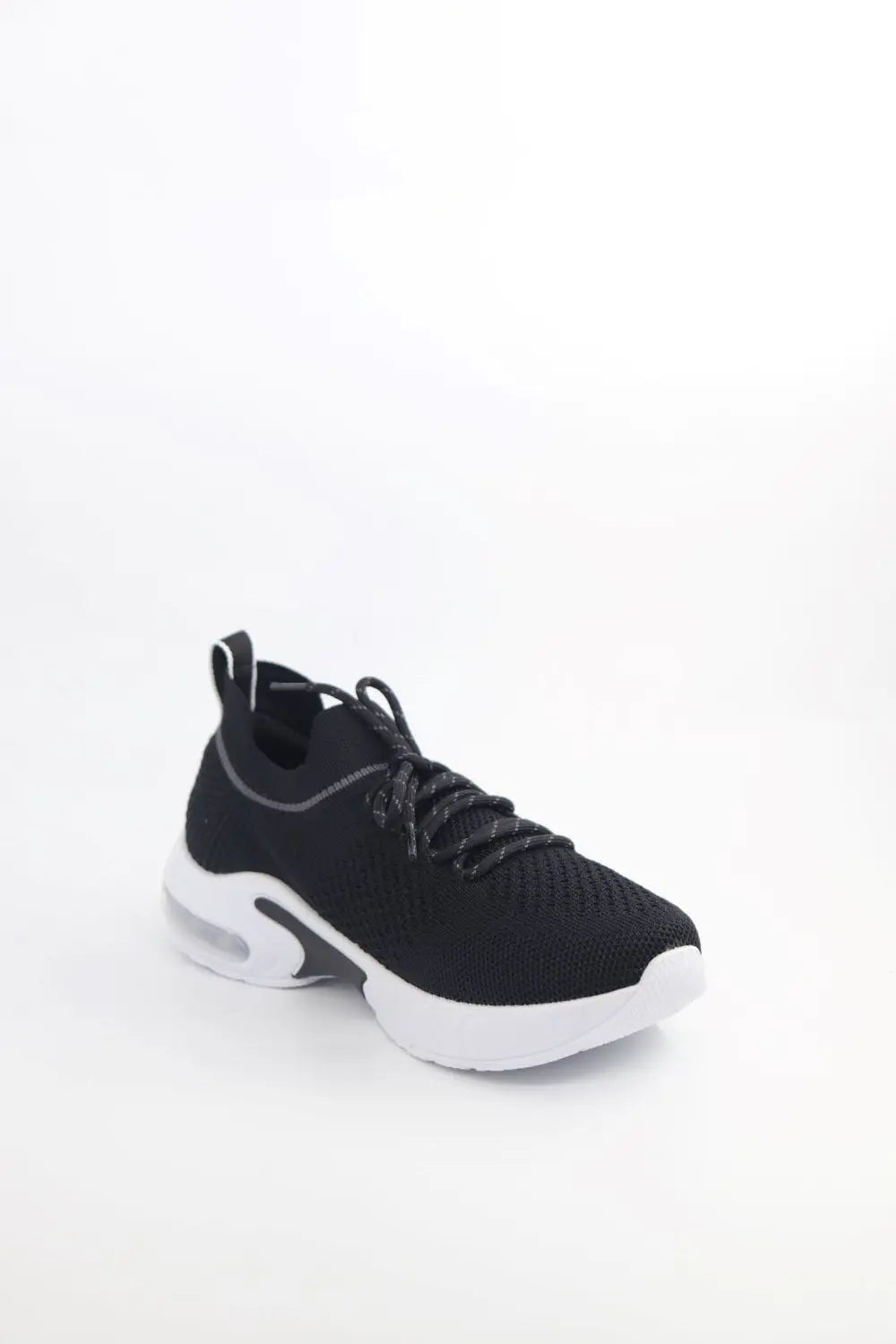 Trainer