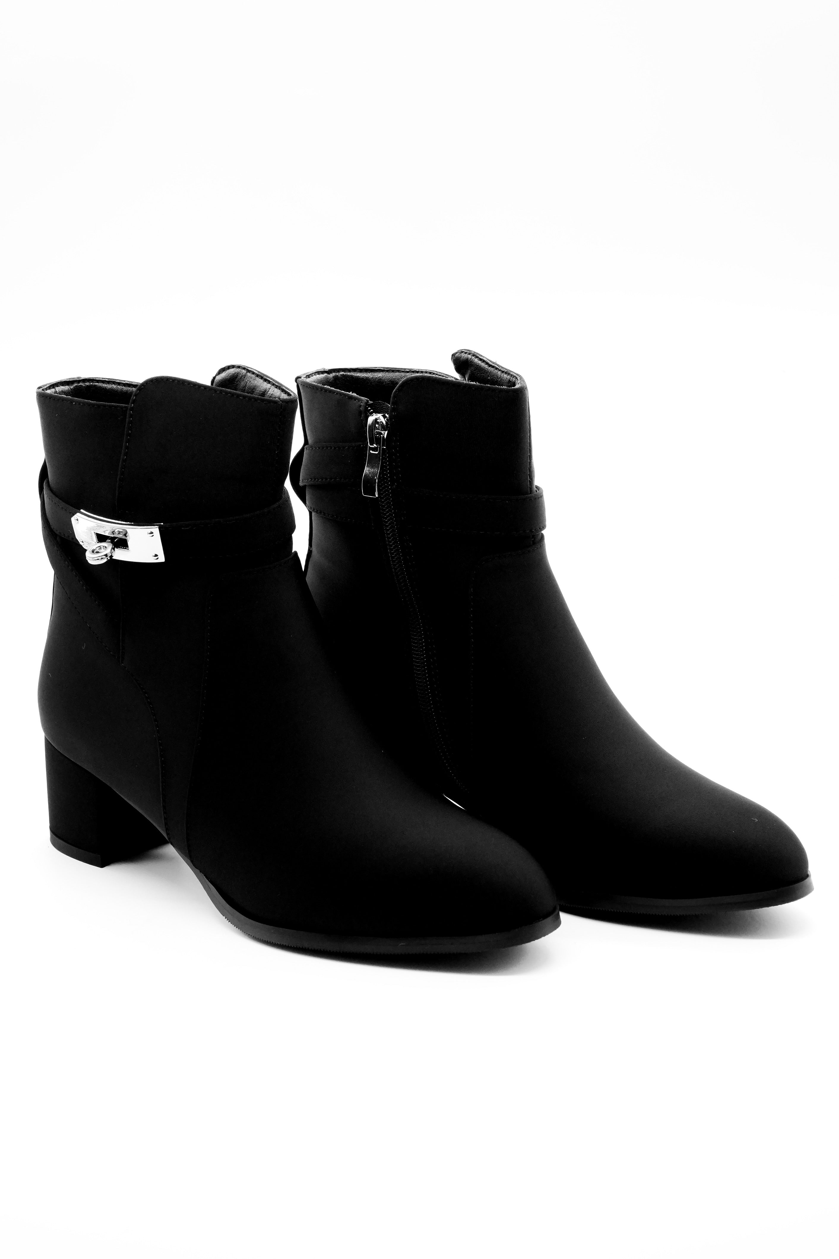 Clog Boot