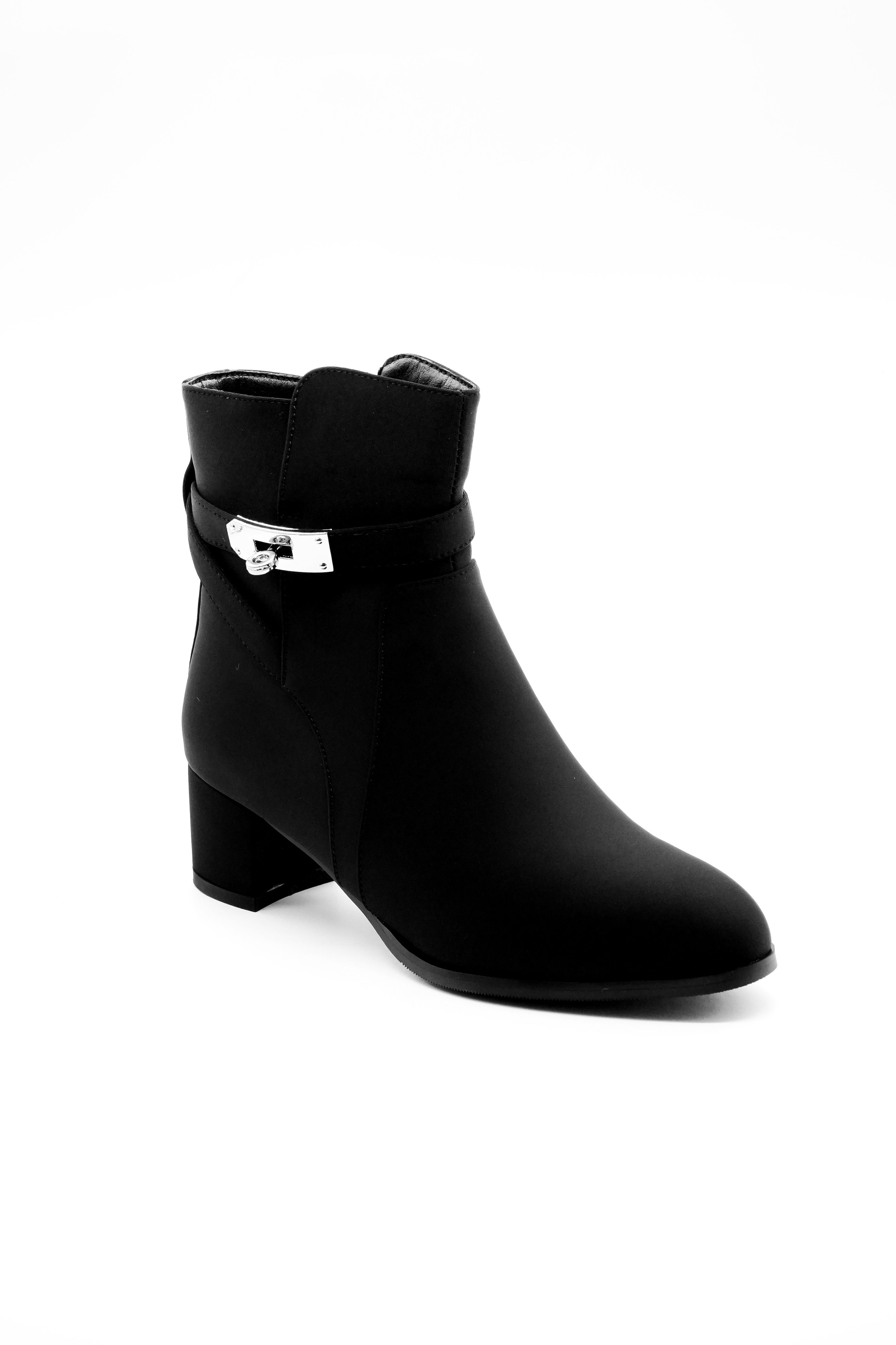 Clog Boot