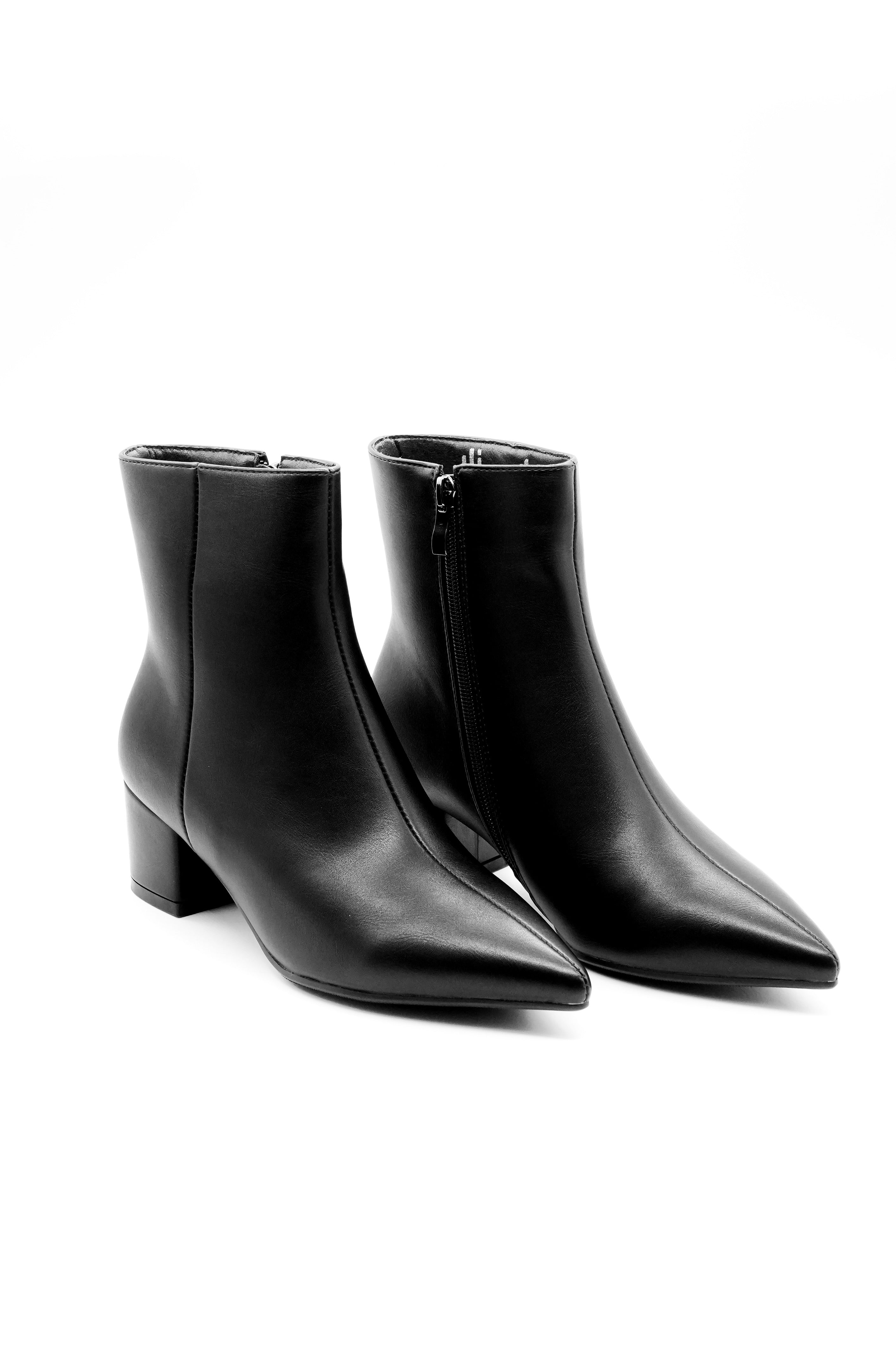 Pointed Block Heels Boots  Hazar