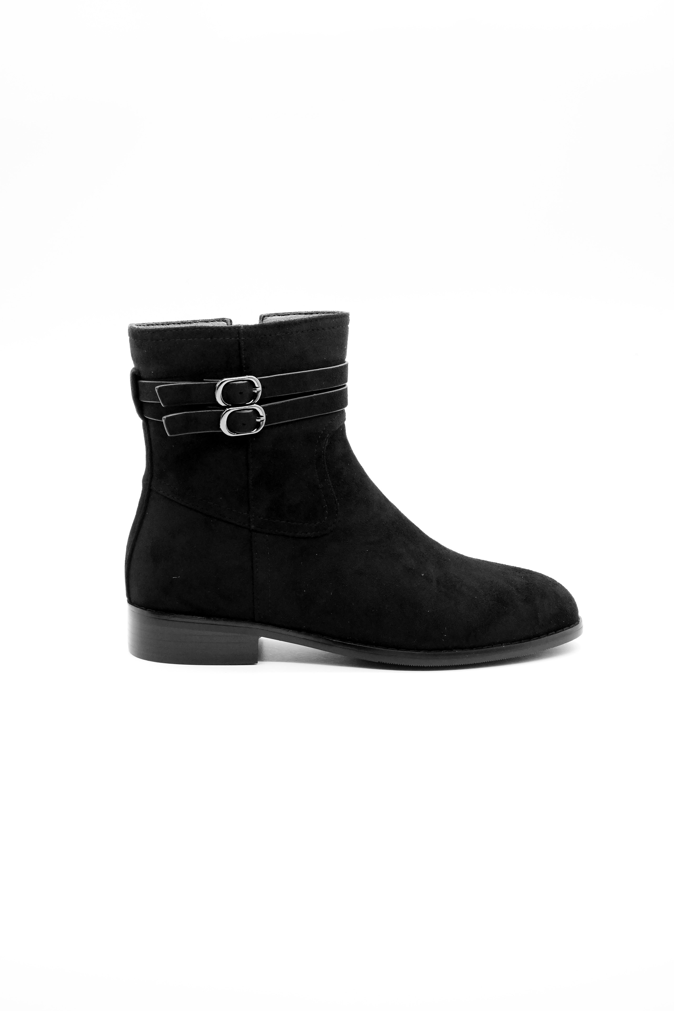 Low Heel Boots