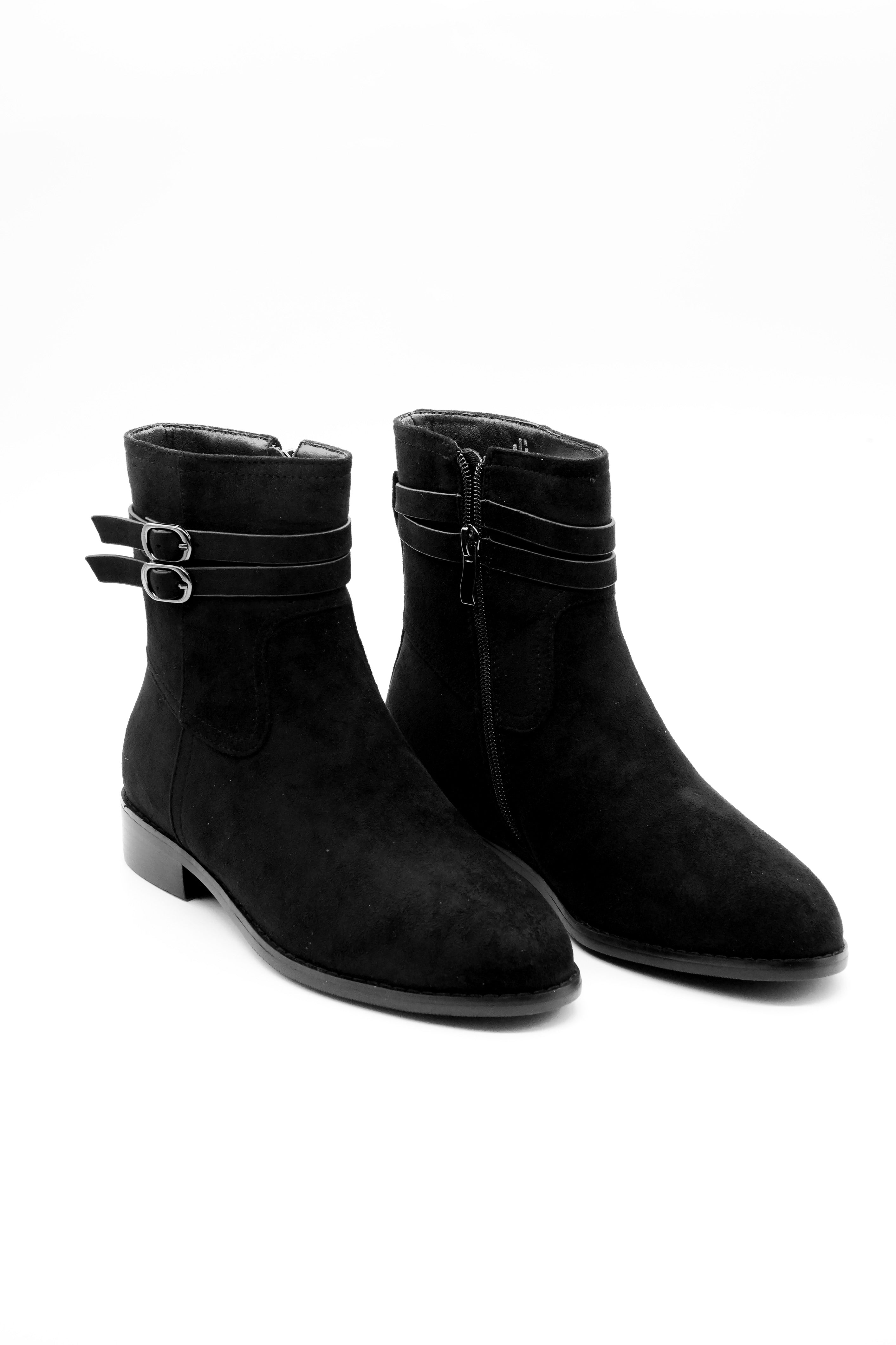 Low Heel Boots