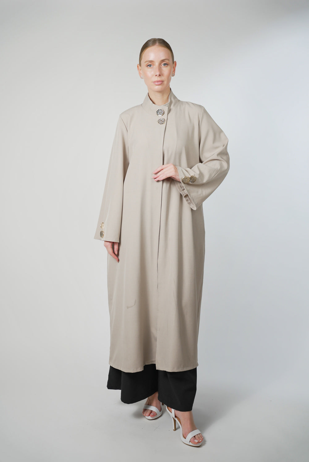 Abaya  Elora