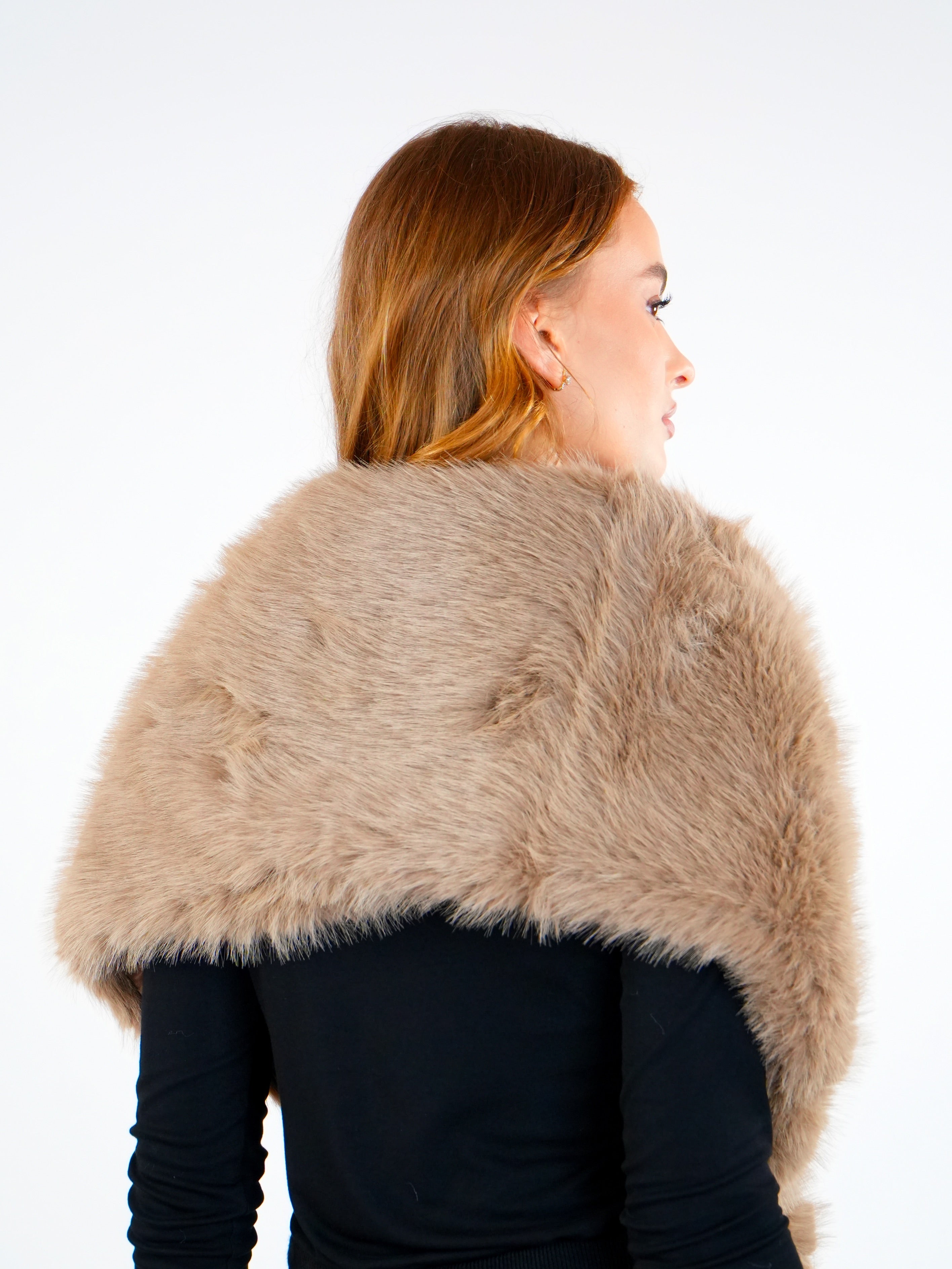 Soft Fur Shoulder Scarf  Elora