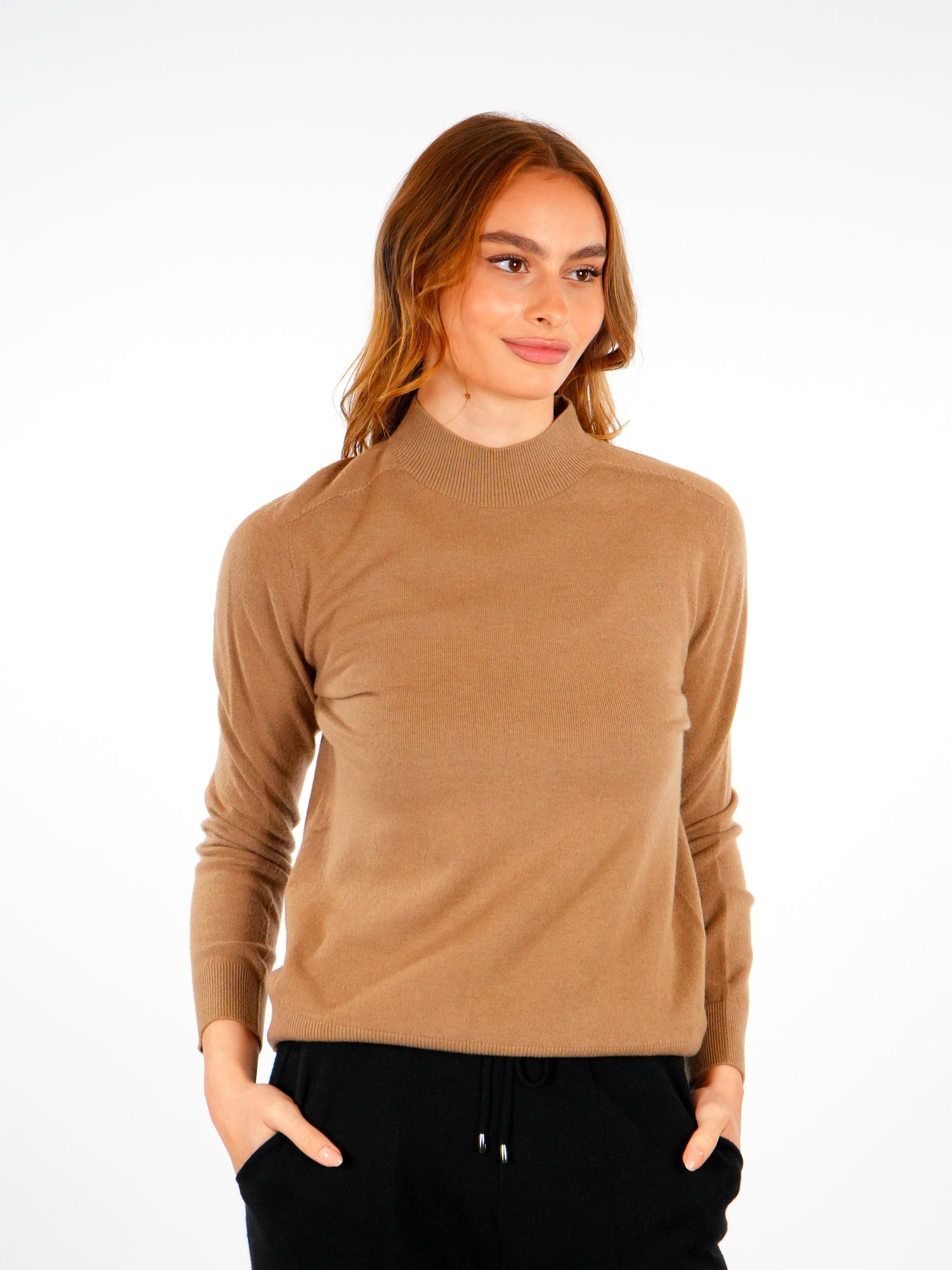 Basic Top  Elora