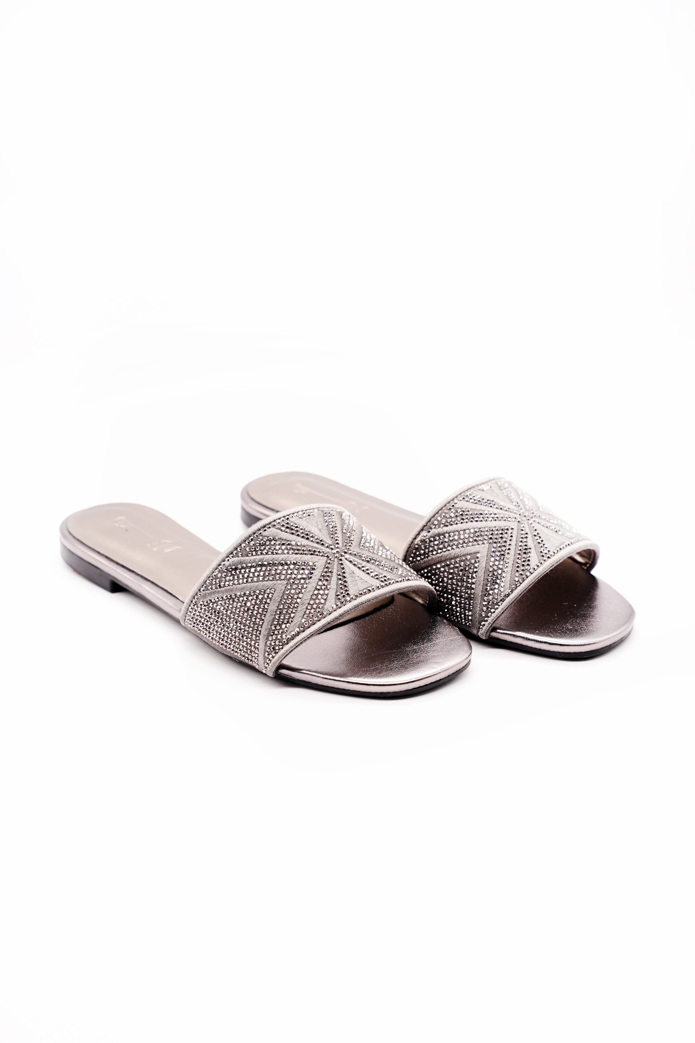 Slip-On  Hazar