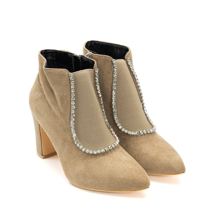 Pointed Heel Boot