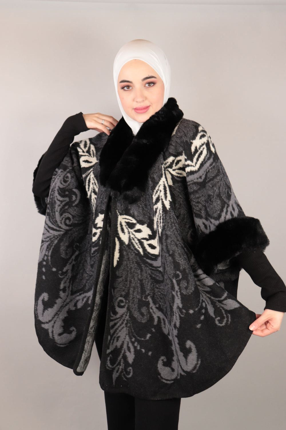 Soft Fur Open Poncho Voile Fashion